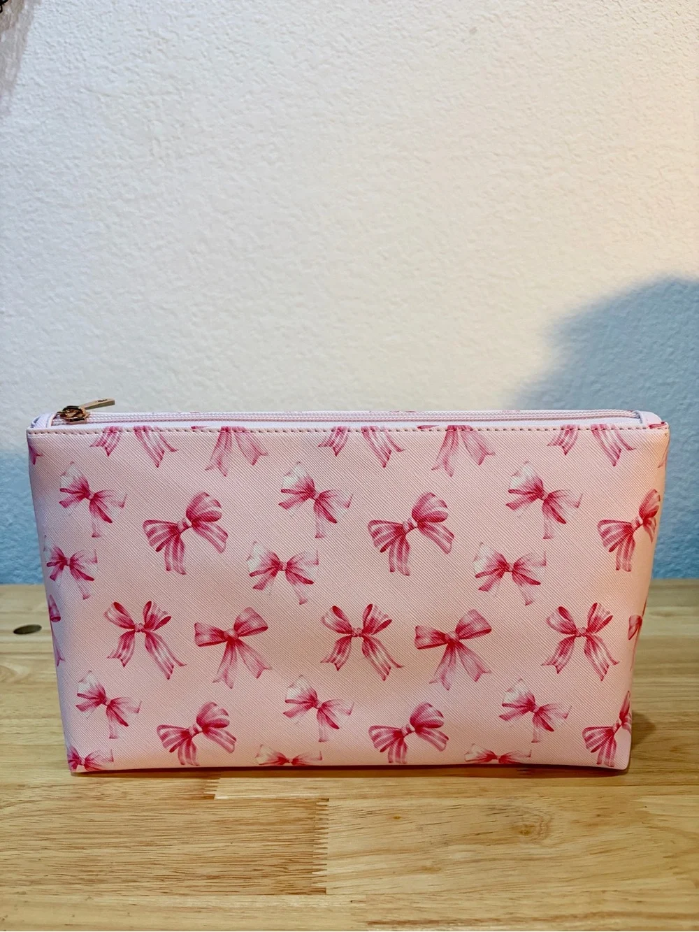 Large Pink Bow Print Cosmetic Bag 🎀